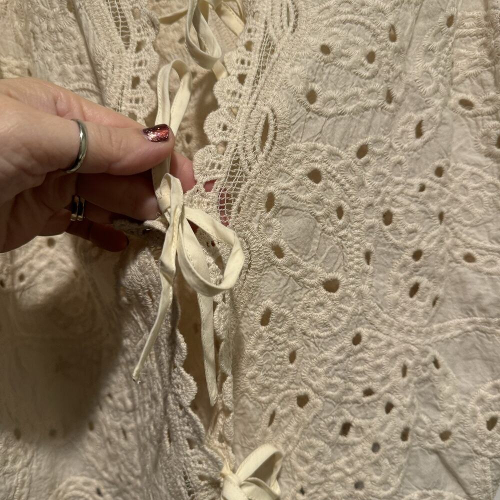 Democracy Cream Lace Tie Front Top Cotton Size Large - Picture 4 of 7